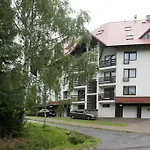 Lux *